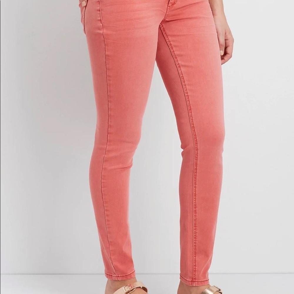 Maurices Coral Pink Jeggings, Brand new with tags!